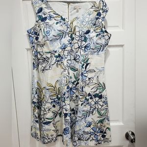 White and Blue Foral Short Sleeve Dress